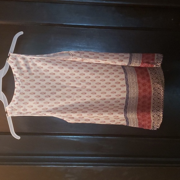 🤎Closet Clear Out🤎Sheer Sleeveless Top with Indo-batik pattern - Picture 2 of 7